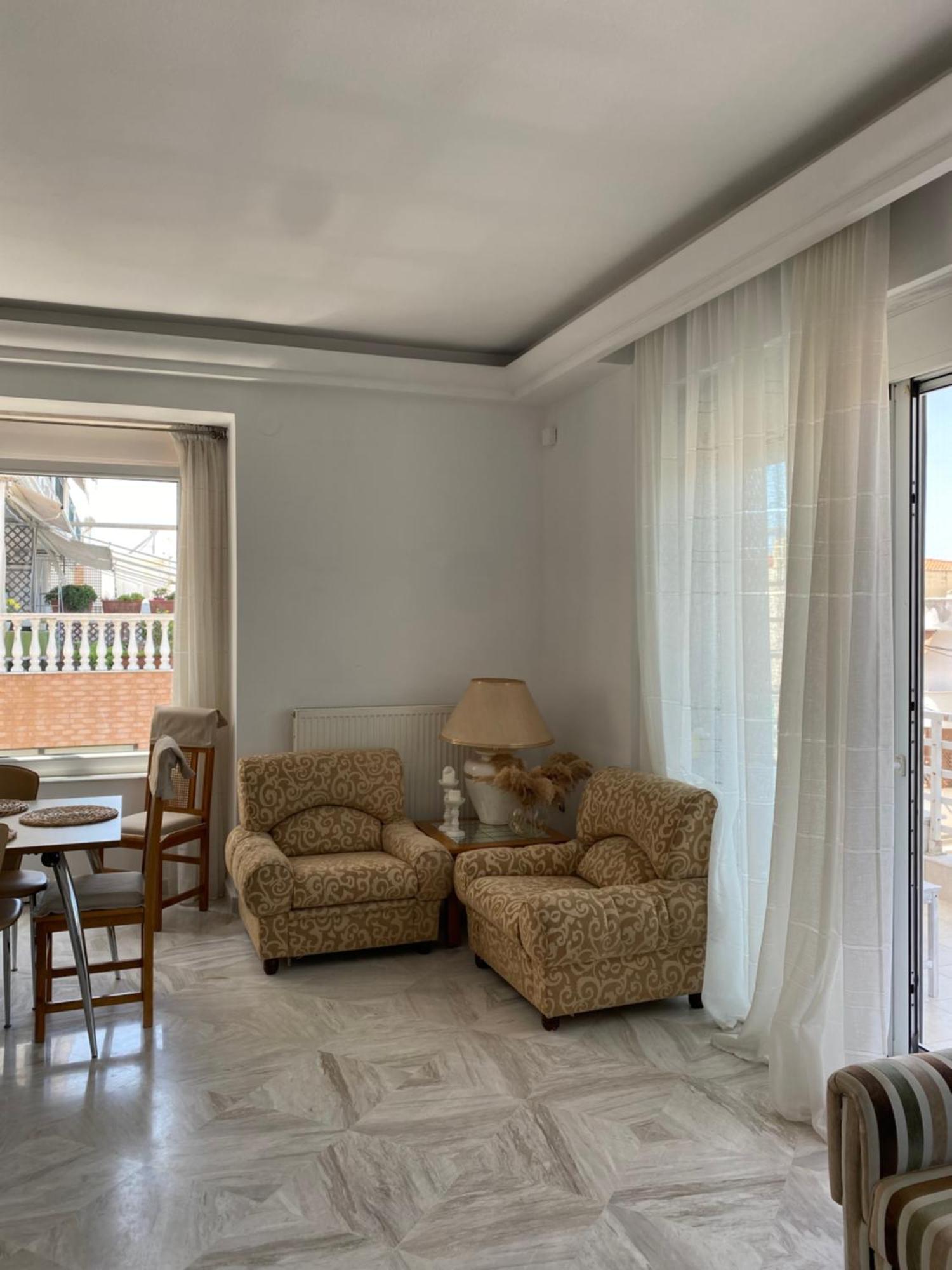 ネオイ・エピヴァタイLa Padini Casa Sul Mareアパートメント エクステリア 写真